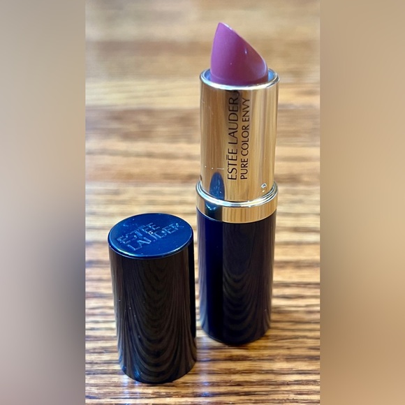 Estee Lauder Pure Color Envy 440 Irresistable -new unused - Picture 1 of 4